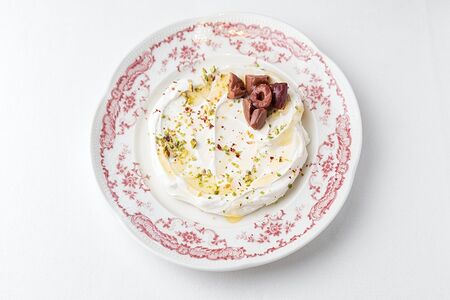 Лабне с оливками