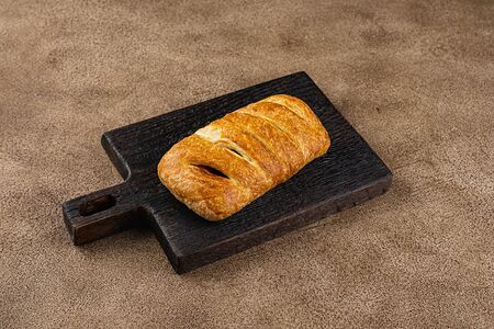 Слойка вишня