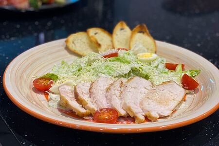 Салат Цезарь