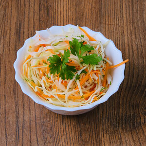 Салат из свежей капусты