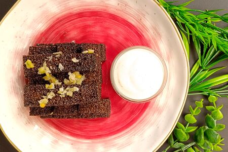 Гренки чесночные