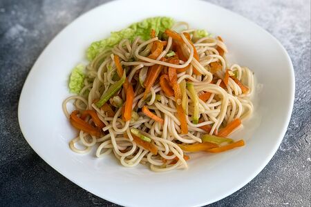 Спагетти с овощами