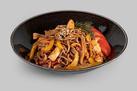 Гречневая лапша с курицей