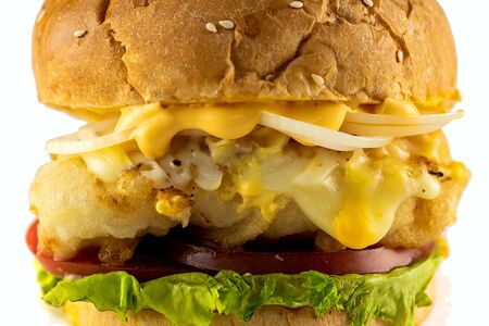 За обе щеки