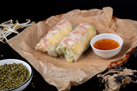 Фреш-ролл с овощами, креветкой