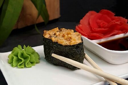 Гункан с угрем