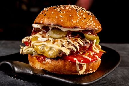 Бургер Блэк булл