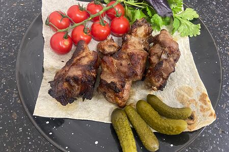 Шашлык из cвинoй шеи