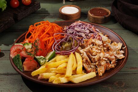 Шаурма на тарелке