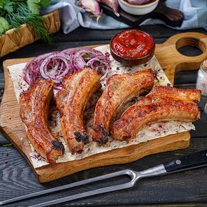 Свиные ребра острые