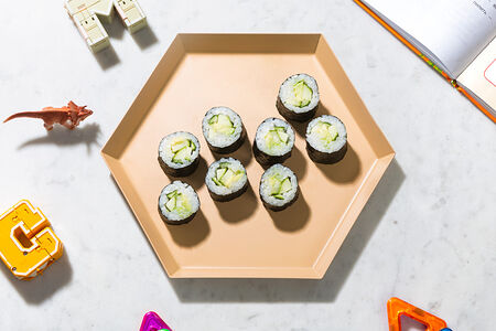 Маки baby size с авокадо и огурцом