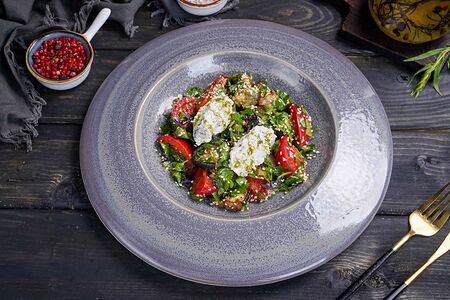 Салат с хрустящими баклажанами