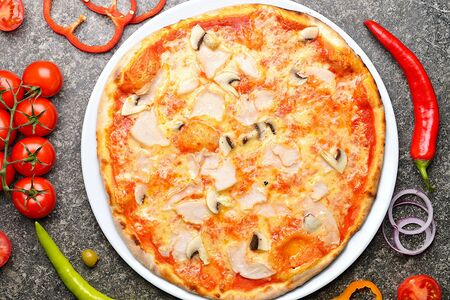 С ветчиной и грибами