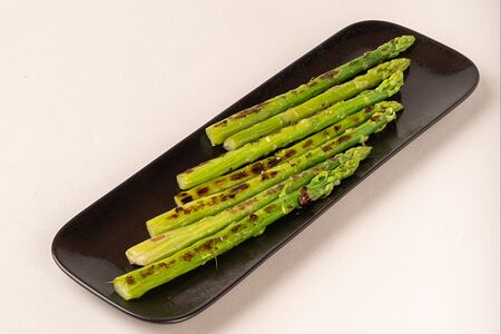 Спаржа гриль