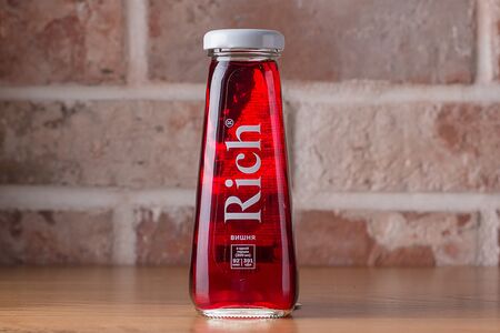 Сок Rich Вишня