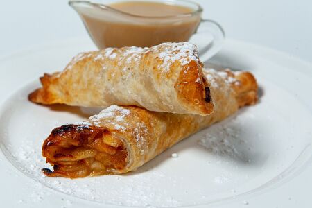 Яблочный штрудель