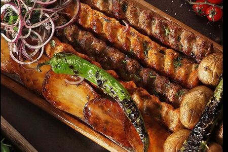 Ассорти из люля-кебаб