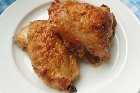 Куриное бедро жареное