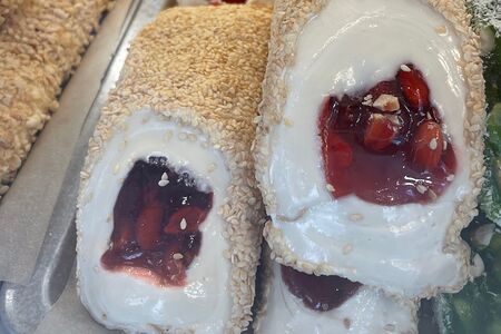 Рахат лукум гигантская вишня со сливками