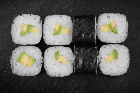 Авокадо маки