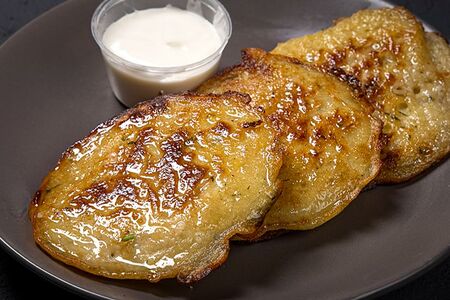 Драники со сметаной