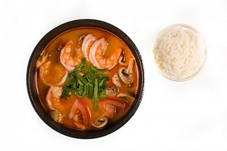 Том ям с креветками