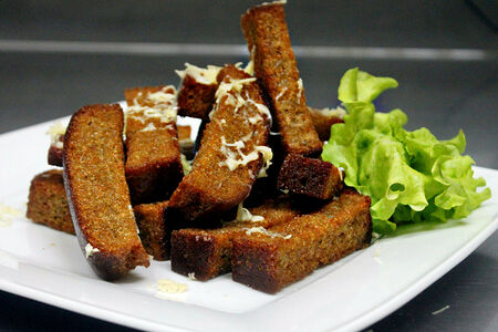 Чесночные гренки