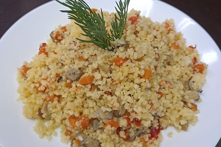 Кускус с грибами и овощами