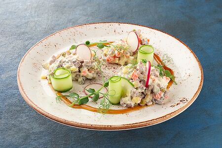 Оливье с телячьим языком