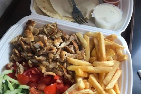 Шаверма на тарелке