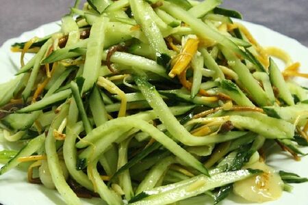 Огурцы с лисичками №1152