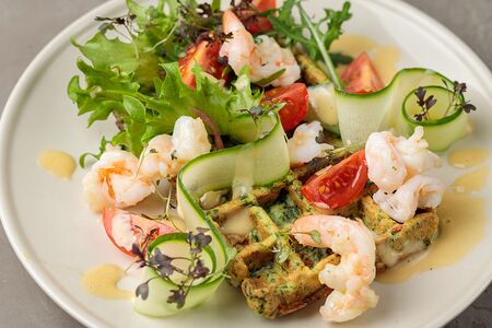 Шпинат с креветками