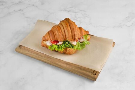 Круассан Цезарь