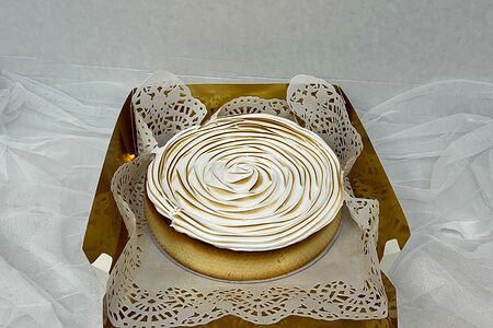 Тарт с меренгой