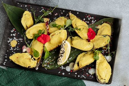 Дюжина мидий