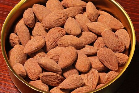 Миндаль копченый