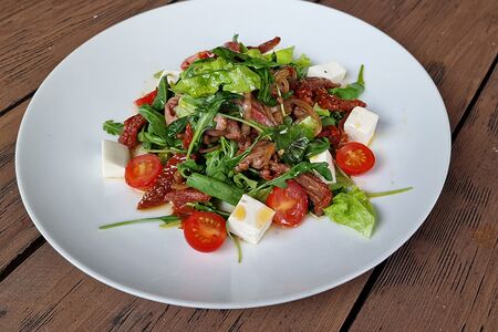 Томатный микс с ростбифом