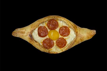 Хачапури по-аджарски с пепперони