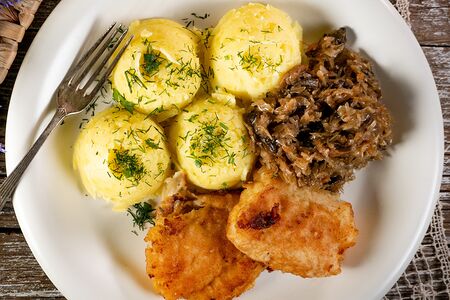 Филе трески с картофельно-тыквенным пюре