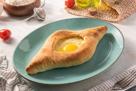 Хачапури по-аджарски