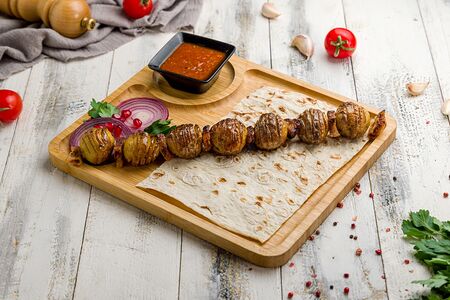 Молодой картофель с курдюком