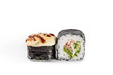 Запеченный ролл с беконом 