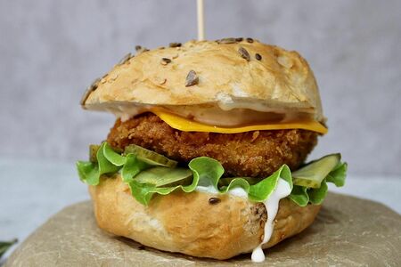 Чикен бургер