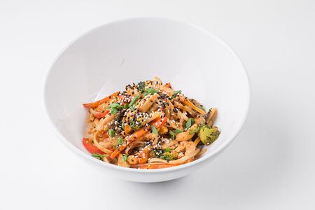 Удон с курицей