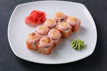 Запечённый ролл Калифорния Хот