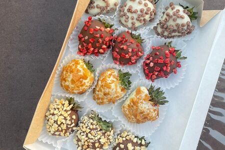 Набор клубники в шоколаде Шоколадный микс