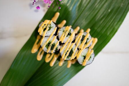 Ролл с чукой