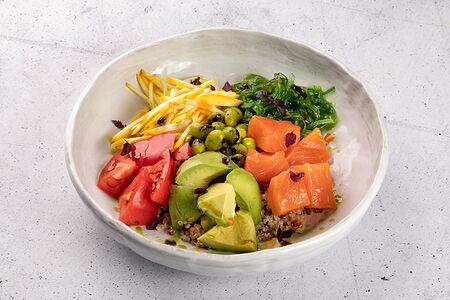 Поке с семгой и киноа