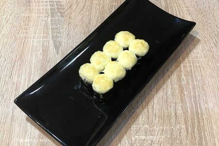 Запеченный мини-ролл Hot фиш