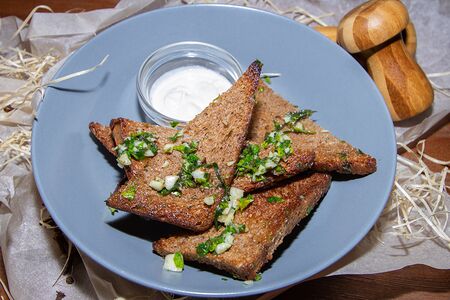 Чесночные гренки